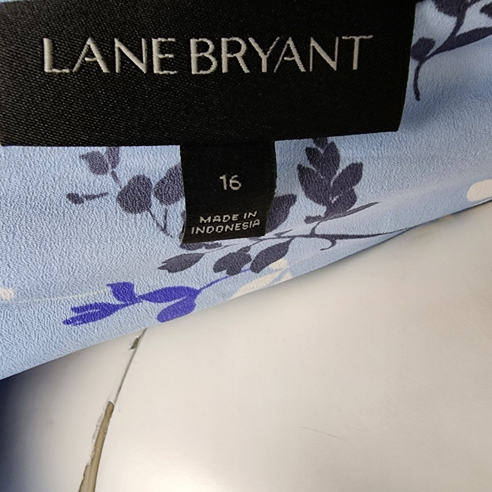 Lane Bryant Top Shirt Womens 16 Blue Black Floral 3/4 Sleeve V Neck Feminine - Picture 5 of 7